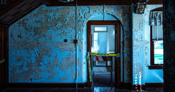 This Abandoned Kansas Hospital Is Thought To Be One Of The Most Haunted Places On Earth