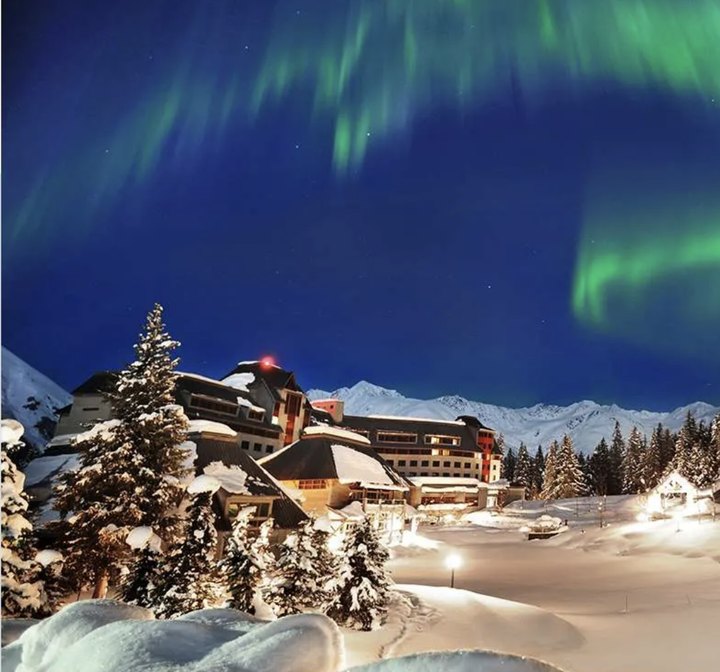 The Alaska Resort Where You Can Go Ice Skating, Downhill Skiing, Fine Dining, And More This Winter