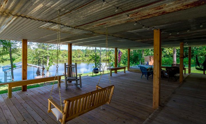 Get Away From It All Each Month Of The Year With These 12 Magnificent Escapes In Louisiana