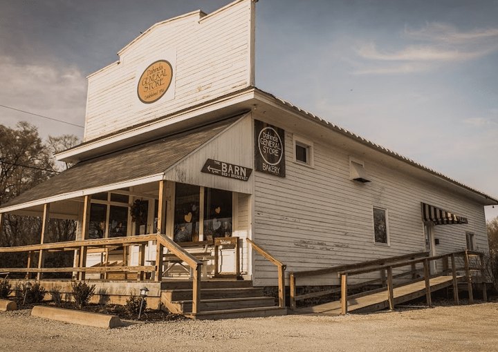 This Old-Time General Store Is Home To The Best Bakery In Illinois