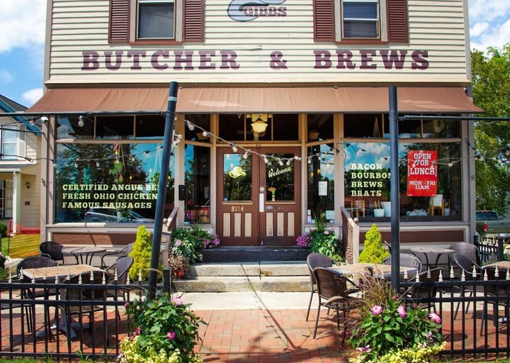 This Family Restaurant Near Cleveland Is Worth A Trip To The Country
