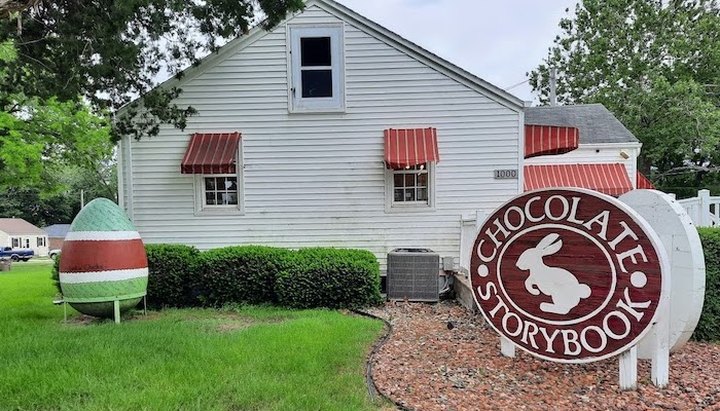 This Candy Store in Iowa Was Ripped Straight From The Pages Of A Fairytale