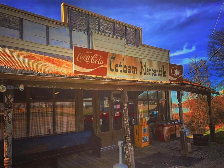 Countless Celebrities Have Loved This Iconic Arkansas Restaurant For Decades