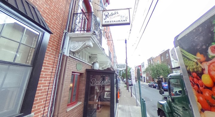 Countless Celebrities Have Loved This Iconic Pennsylvania Restaurant For Decades