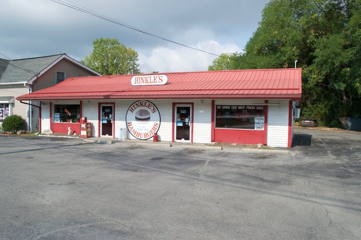 You Can Still Order Classic Smashed Burgers At This Old School Eatery In Indiana