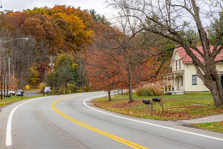 This Scenic Drive Runs Straight Through Ohio's Cuyahoga Valley National Park And It's A Breathtaking Journey