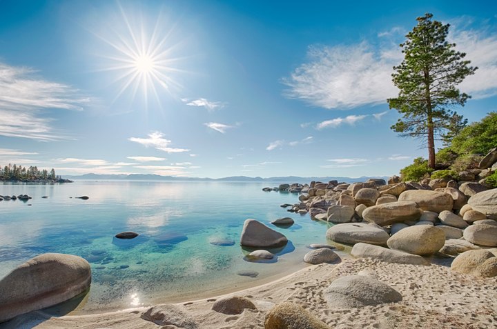 Lake Tahoe Is The Clearest Blue That It's Been In Decades, But It's Only Temporary