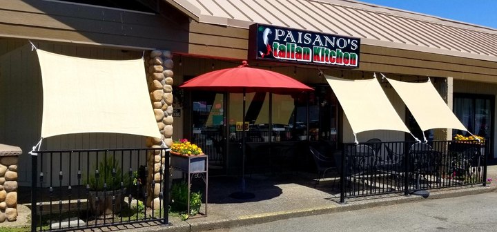 You'd Never Guess Some Of The Best Italian Food In Oregon Is Hiding In This Strip Mall