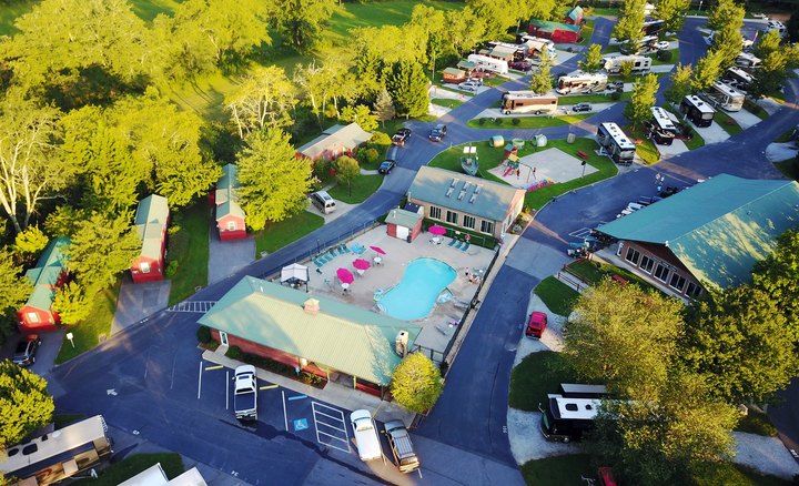 The Most Epic Resort Campground In Georgia Is An Outdoor Playground With A Gem Mine, Pool, Basketball Court, And More