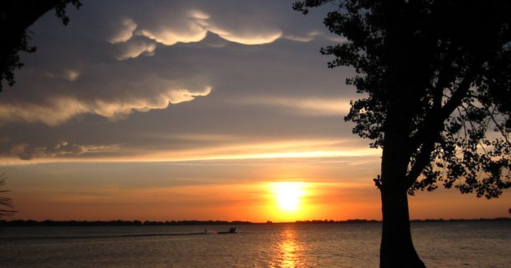10 Gorgeous Beaches In Nebraska That You Must Check Out This Summer