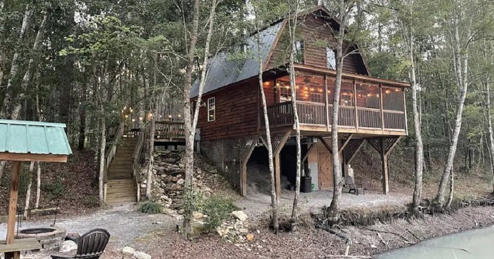 This Rustic Cabin In South Carolina Is The Perfect Place For A Relaxing Getaway