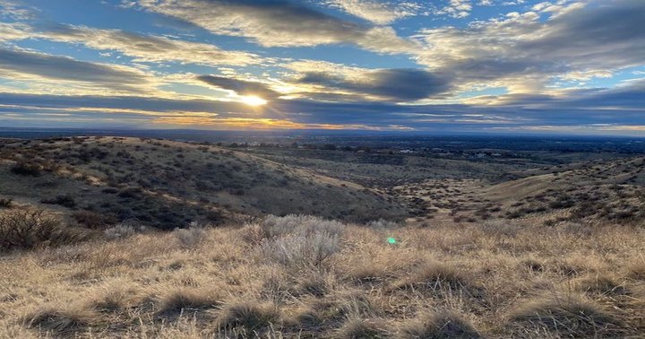 Take This 3-Mile Loop Trail To Amazing Boise Views In Idaho