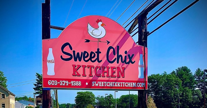 The Fried Chicken At This New Hampshire Restaurant Is So Good That It Sells Out Every Day