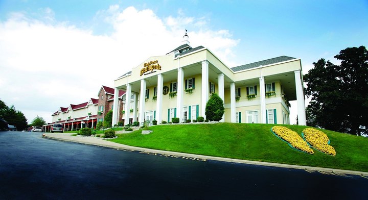 A One-Of-A-Kind Dinner Adventure You Can Only Have In Missouri