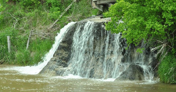 The Nebraska Waterfall Worth Driving Across The State To Explore