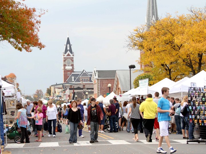 The 7 Best Fall Festivals In Pennsylvania For 2023 Will Put You In The Autumnal Spirit