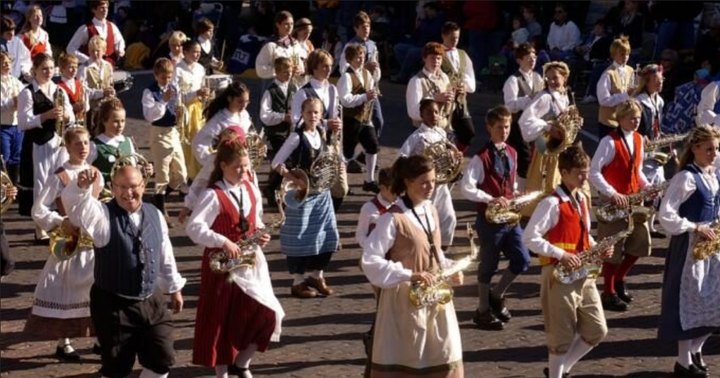 Located In Kansas' Little Sweden, The Svensk Hyllningsfest Celebrates All Things Swedish