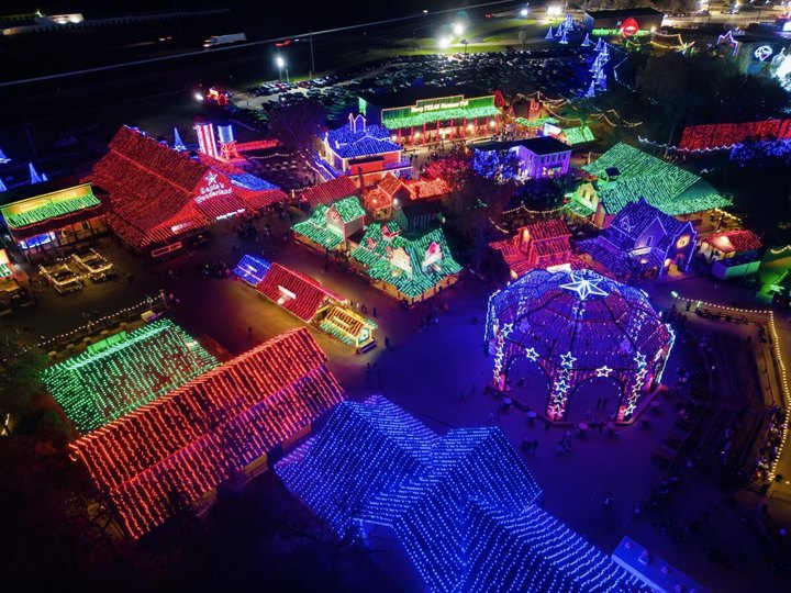 7 Christmas Towns In Texas That Will Fill Your Heart With Holiday Cheer