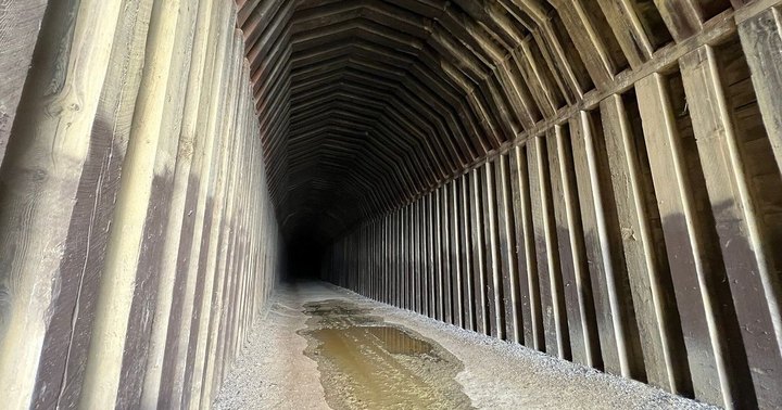 The Incredible Hike In North Dakota That Leads To A Fascinating Abandoned Tunnel