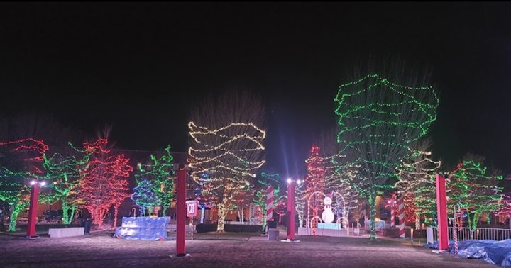 Enjoy A Festive Christmas When You Visit This Free Holiday Experience In Oklahoma