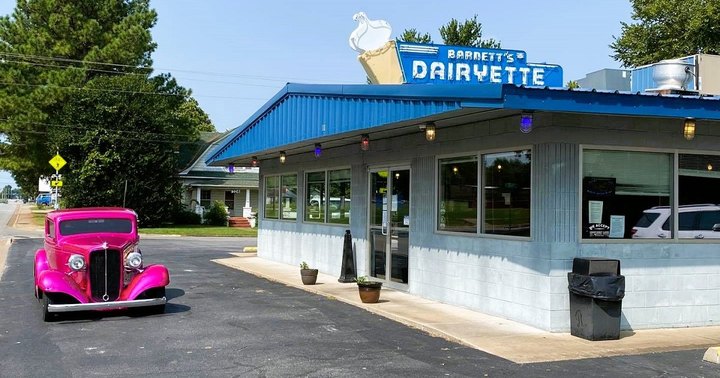 This 66-Year-Old Drive-In Is One Of The Most Nostalgic Destinations In Arkansas