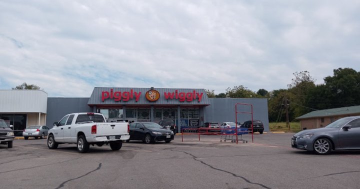 The Little-Known Story Of Piggly Wiggly In Texas And How It's Making A Big Comeback
