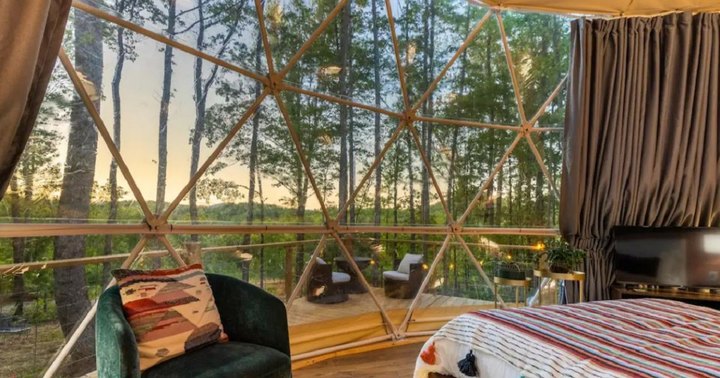 You Won't Believe The Views You'll Find At This Incredible Airbnb In South Carolina