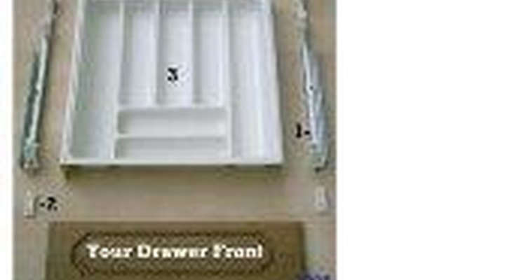 Plastic cutlery drawer with slides