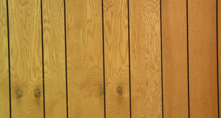 Los paneles de madera ya no están de moda.