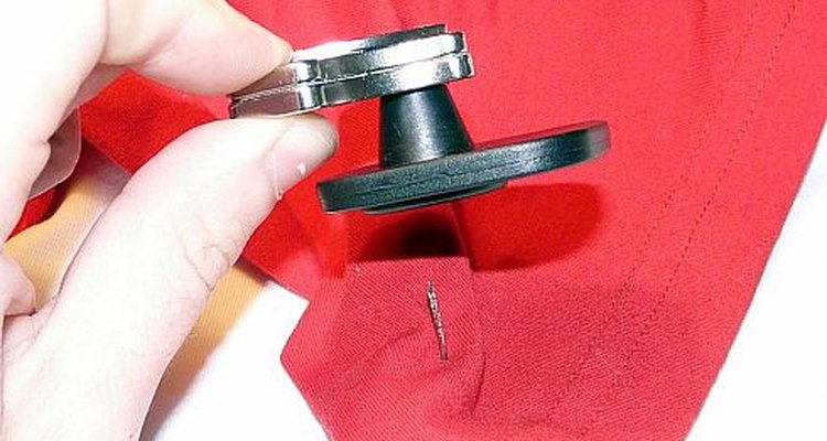 Magnetic tag eeleased
