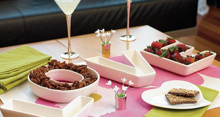 Prepara una cena romántica.