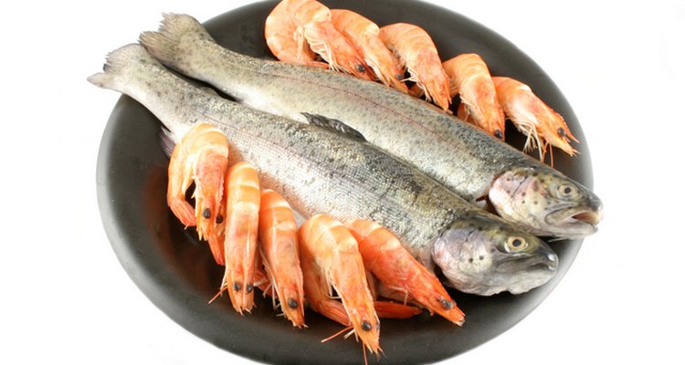 Cómo hacer una trucha entera al horno.