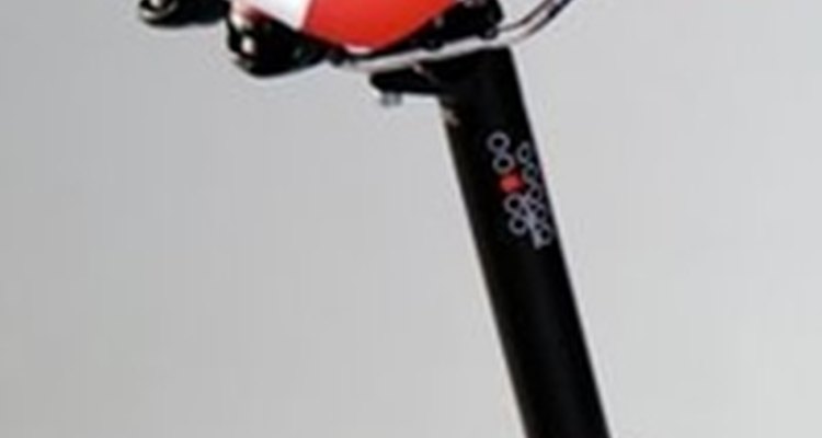 Set the seat assembly.