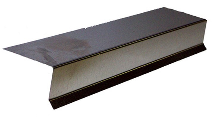 Metal flashing