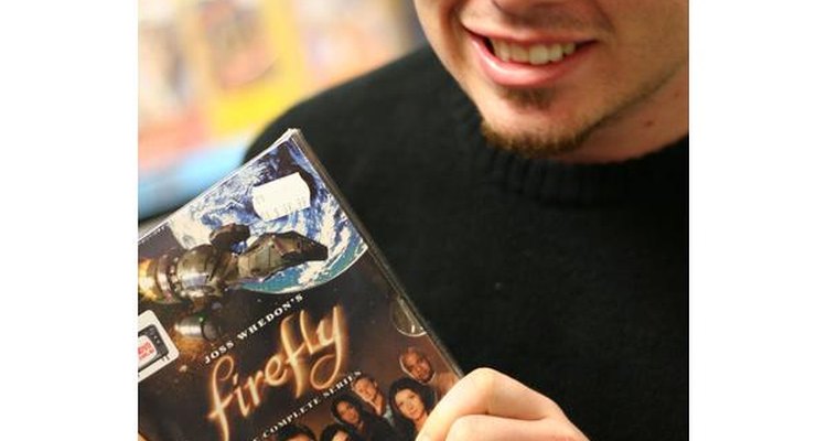 Toma fotos de tus amigos con el DVD, CD o juego que le prestes.