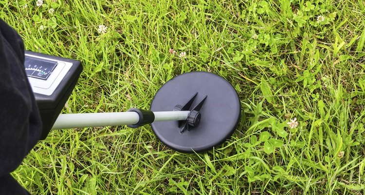 Uncover hidden treasure with a Micronta 4003 metal detector.
