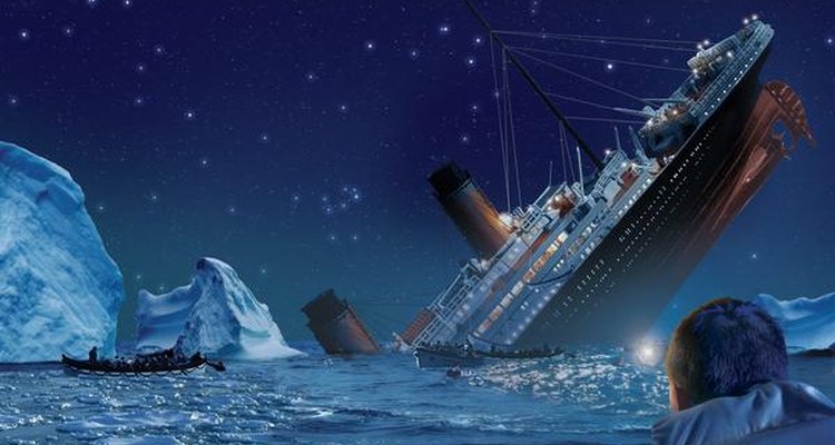 Supervivientes observando cómo el Titanic se hunde de proa tras chocar con un iceberg.