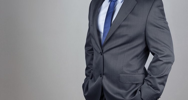 Plain ties go well with almost any suit and shirt combination.
