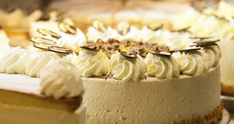 Sturdy cakes with no frosting do best when shipped.