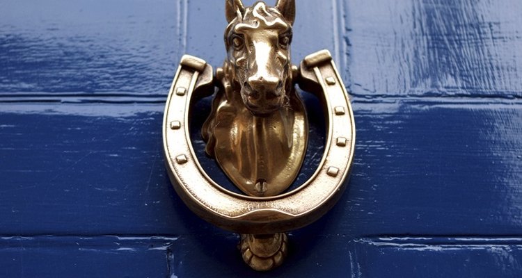 Put the gleam back into your brass.