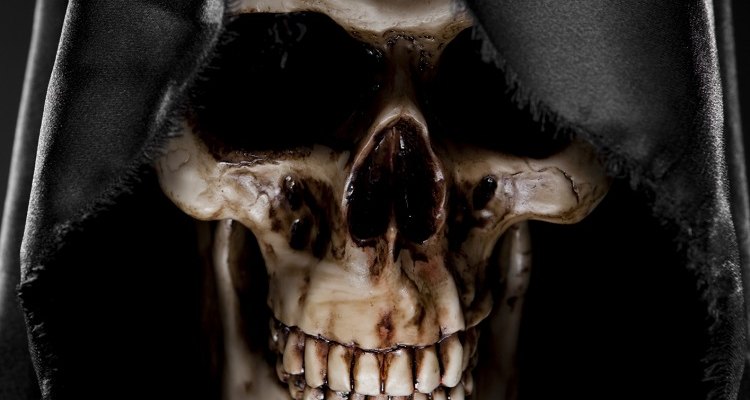 Make a simple grim reaper robe at home for Halloween.