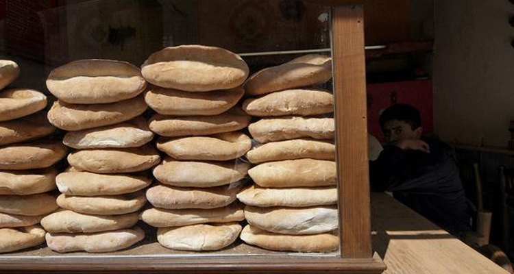 Además de las teleras, para hacer tortas en México también se utilizan los bolillos o las michas.
