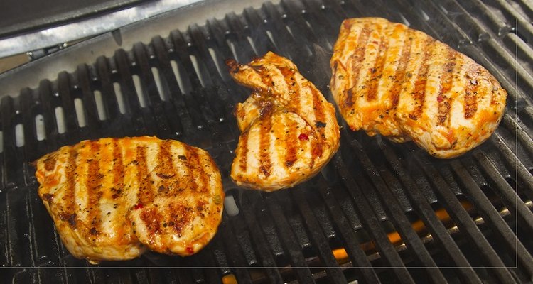 Use warming as an opportunity to top your chicken breasts with sauce or gravy.