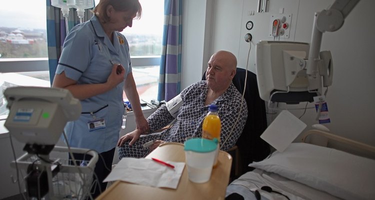 A nurse of junior doctor usually pens the patient discharge summary.