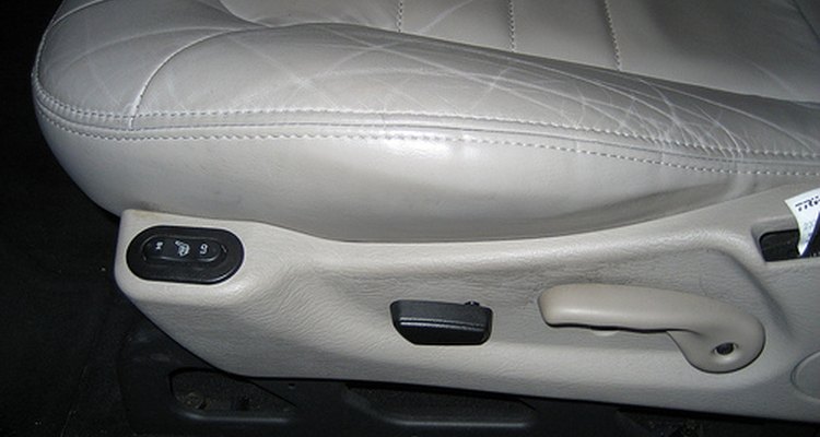 How to repair cracked leather car seats