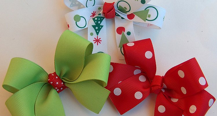 How to Make Bows Out of Ribbon