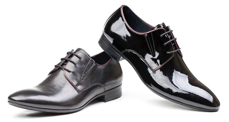 how-to-repair-patent-leather-shoe-scuffs