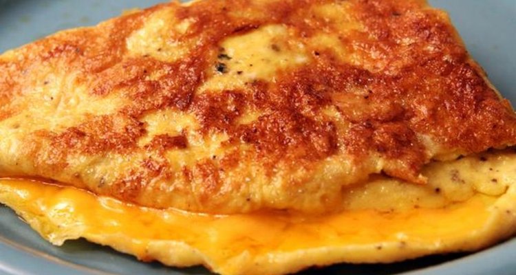 Cómo hacer un omelet de queso