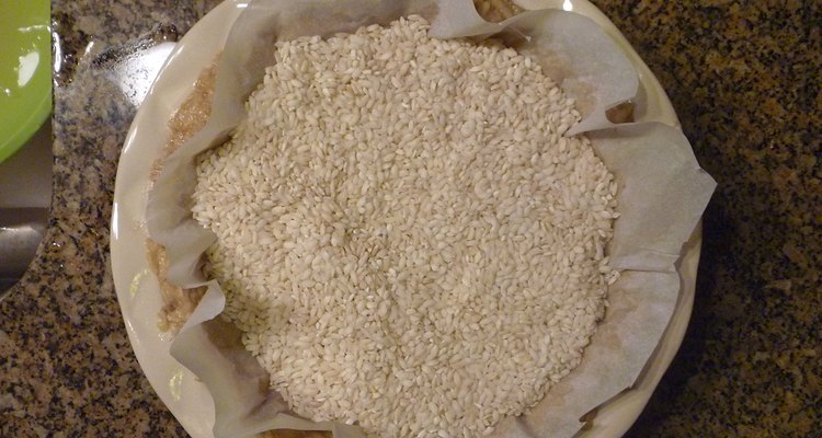É importante cozinhar o arroz completamente para facilitar a digestão