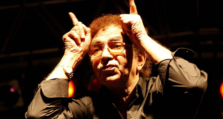Gravou seu primeiro DVD com 62 anos